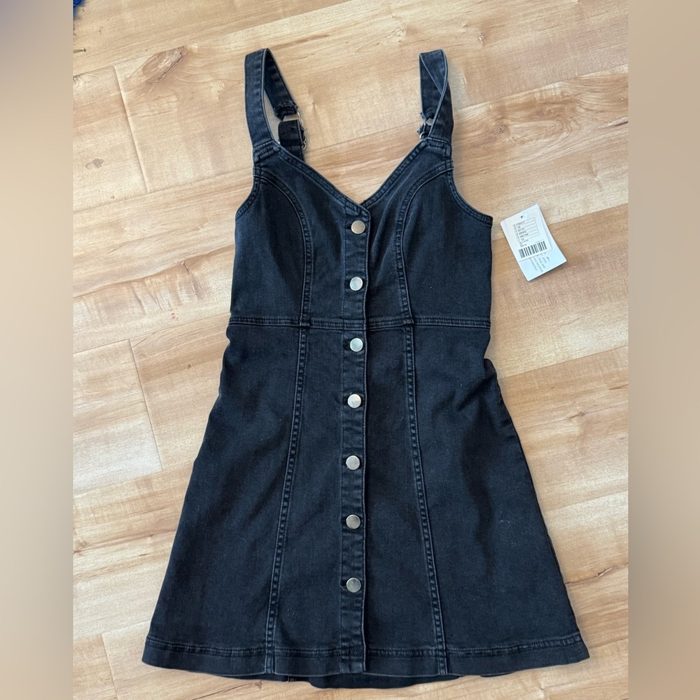 Urban Outfitters UO Black Button-Through Denim
Mini Dress - Picture 10 of 16